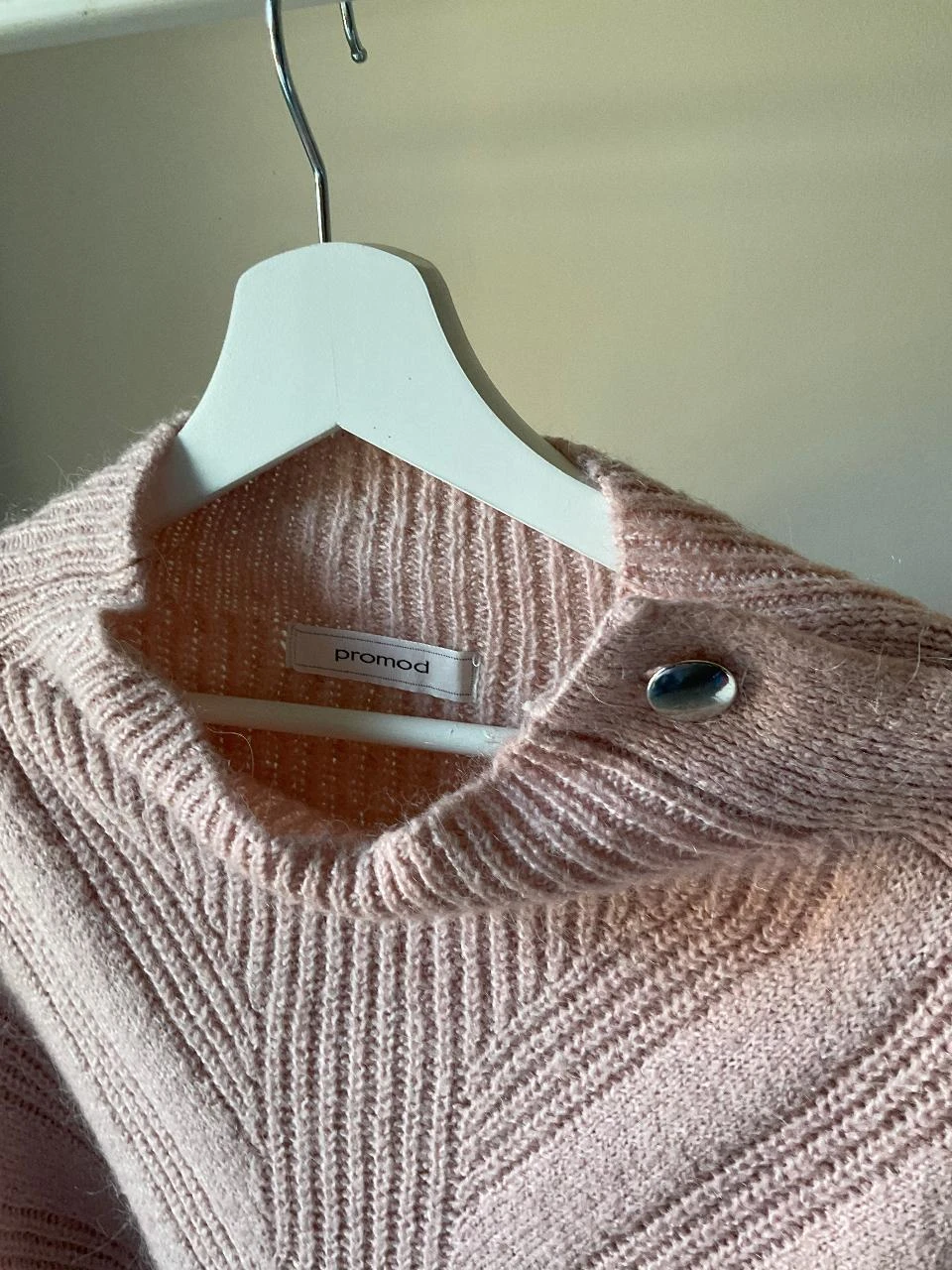 Suéter rosa Promod – suavidad y detalles elegantes Talla L – photo 3